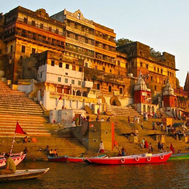 Kashi-Vishwanath-Temple-–-Uttar-Pradesh