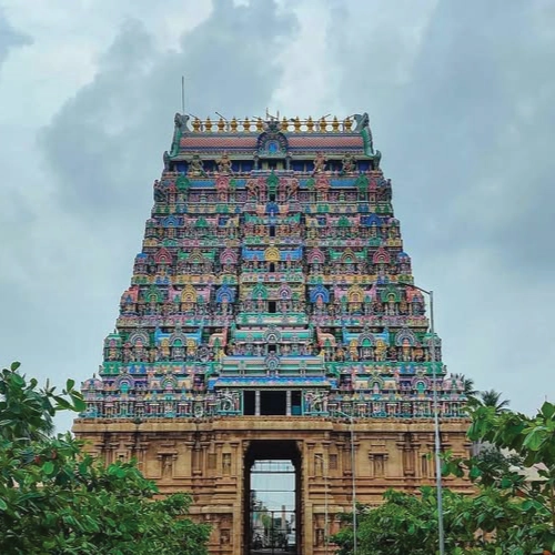 Jambukeswarar Temple – Jala Lingam (Water Element), Tiruvanaikaval, Tamil Nadu Bhimashankar Jyotirling – Maharashtra
